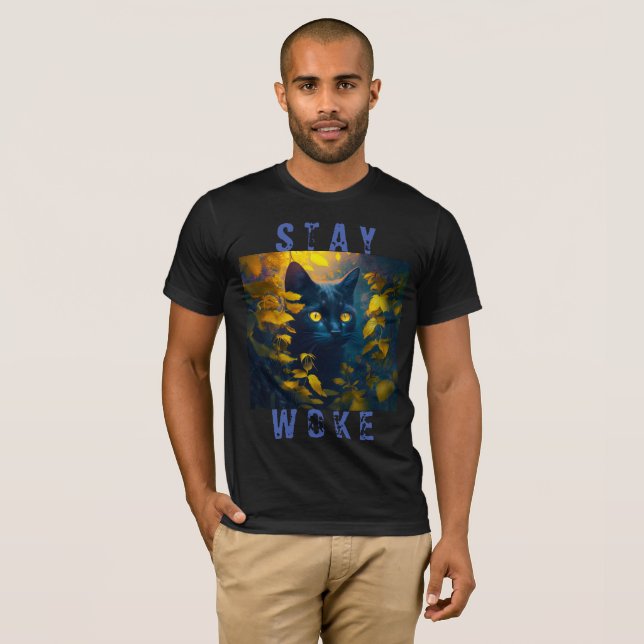 Camiseta de ojo brillante "Stay Woke" (Anverso completo)