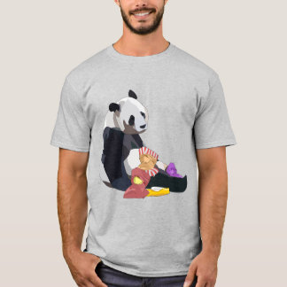 Camiseta de panda comiendo comida basura