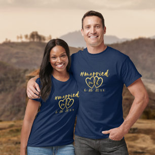 Camiseta de pareja con fecha de boda personalizada