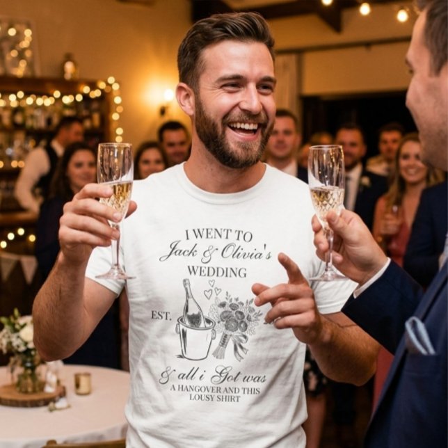 Camiseta de pareja de boda simple personalizada mo (Modern wedding party groomsman t-shirt )