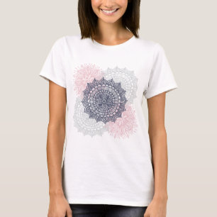 Camiseta de Patrón de Adorno de Calado de Mandala
