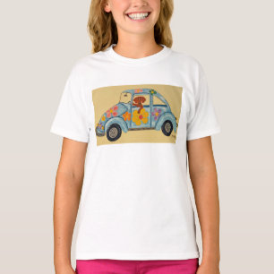 Camiseta de perro salchicha en coche hippie