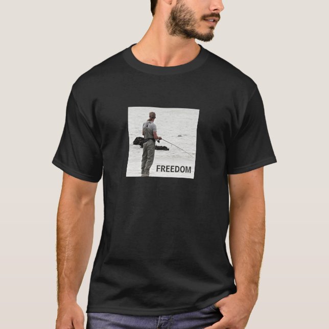 Camiseta de Pesca Libre (oscura) (Anverso)