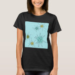 Camiseta de Robin's Egg Blue Atomic Starburst<br><div class="desc">Este modelo de camiseta de la Icónica Atómica Starburst de estilo Robin, azul Egg, presenta estallidos atómicos icónicos. ¡Así es! La vieja escuela, el fondo de color azul óvulo de robin con especkles de oro, es el telón de fondo perfecto para los vibrantes círculos turquesa, apasionante apio y kitschy color...</div>
