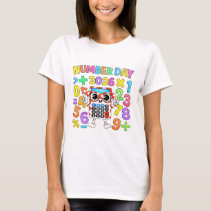 Camiseta de robot calculadora de números de matemá