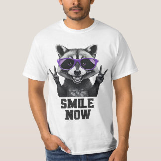 Camiseta de Rockin' Raccoon: Gracioso mapache en v