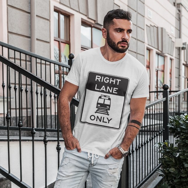 Camiseta de Rótulo de carretera sólo por el carril (Subido por el creador)