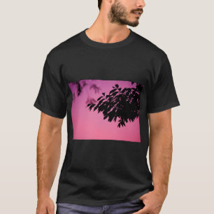 Camiseta de siluetas de hojas de la naturaleza