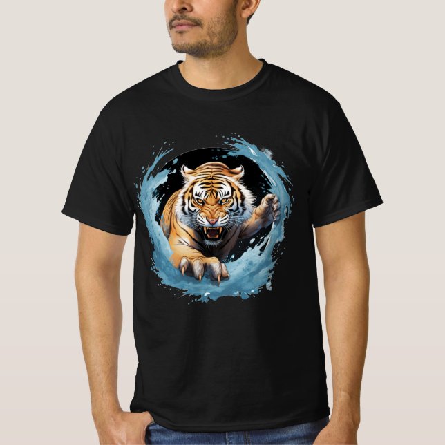 Camiseta de Tigre rugiendo en aguas azules (Anverso)