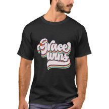 Camiseta de tipografía Retro Grace Wins