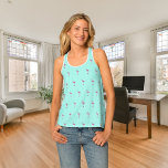 Camiseta De Tirantes Flamingos rosados verde menta<br><div class="desc">Fondo verde suave decorado con un patrón de flamingo rosado.</div>