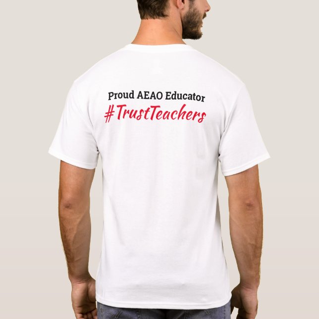 Camiseta de un educador orgulloso (blanco) (Reverso)