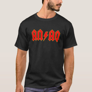 Camiseta de una banda de AQ