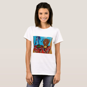 Camiseta de una mujer artística de moda de larga v