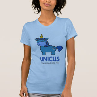 Camiseta de Unicus cortada por mujeres