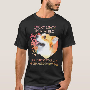 Camiseta De Vez En Cuando Un Perro Entra En Gales De Pembro