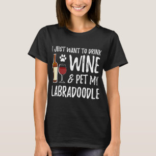 Camiseta de vino para amantes de perros Labradoodl