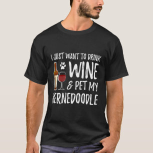Camiseta De Vino Y Bernedoodle Para Perro De Berne