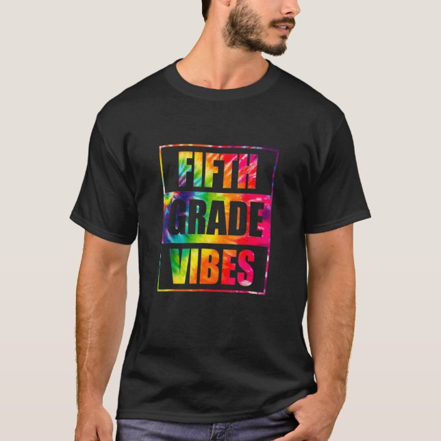 Camiseta De Vuelta A La Escuela 55º Grado Vibes Primer Día  (Anverso)
