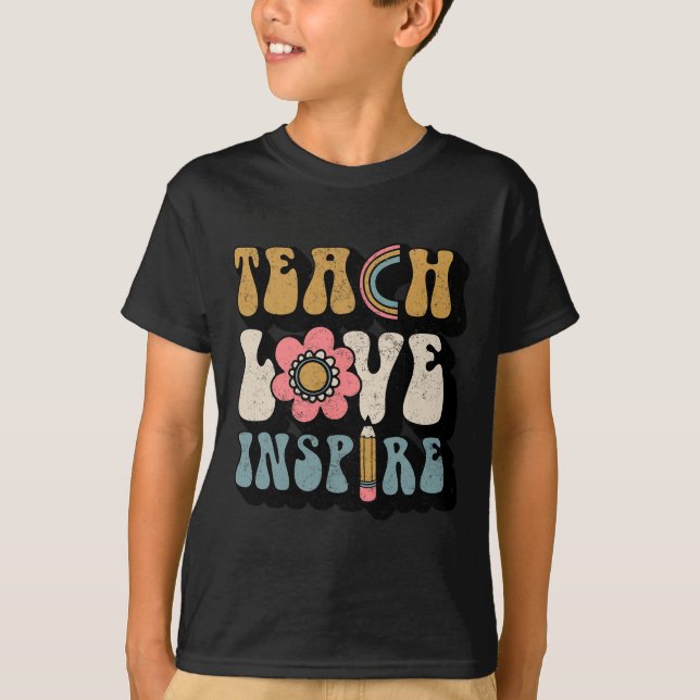Camiseta De Vuelta A La Escuela El Amor Inspira A Los Maest (Anverso)