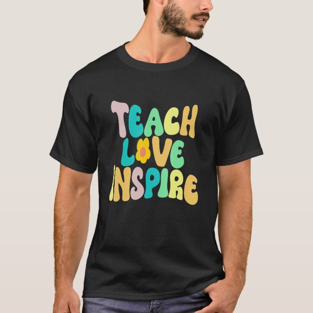 Camiseta De Vuelta A La Escuela El Amor Inspira A Los Maest (Anverso)