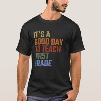 Camiseta De vuelta a la escuela es un buen día para enseñar