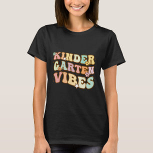 Camiseta De Vuelta Al Colegio De Jardín De Niños Vibes Retr