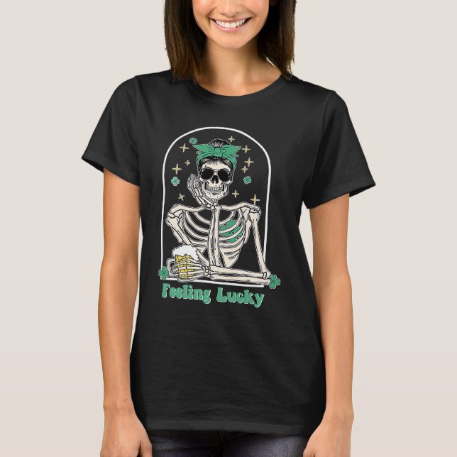 Camiseta Dead Inside Feeling Lucky Skeleton Shamrocks Patri (Anverso)
