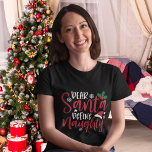 Camiseta Dear Santa Define Naugthy, Funny Christmas<br><div class="desc">Lindo diseño Navideño con tipografia linda en colores rojo y blanco con la frase "DEAR SANTA DEFINE NAUGHTY" ideal para regalar a ese ser querido familiar o amigo en esta epoca Navideña. No lo piense y adquiera la suya ahora.</div>