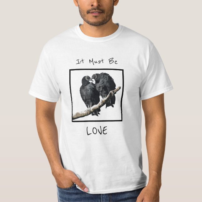 Camiseta Debe ser amor (Anverso)