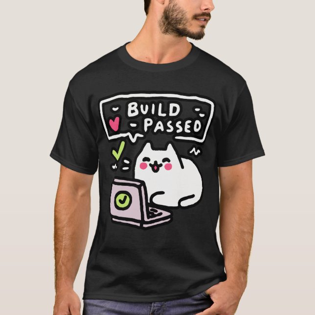 Camiseta Debug Cat T-shirt – "Build Passed" Graphic for Cod (Anverso)