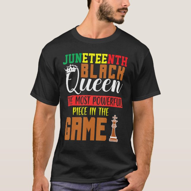 Camiseta Decimoctava Reina negra más poderosa del ajedrez a (Anverso)