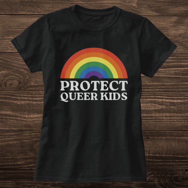 Camiseta Declaración del Orgullo Arcoiris para Proteger a l (Subido por el creador)