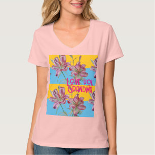 Camiseta Decoración de nombre de abuela arte lirios lirios 