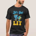 Camiseta Decoraciones de Groovy Hanukkah de época Dreidel M<br><div class="desc">Decoraciones de Groovy Hanukkah de época Dreidel Menorah Chanukah</div>