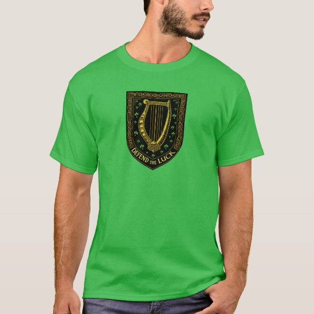 Camiseta Defender el diseño "Luck Irish Harp Shield" (Anverso)