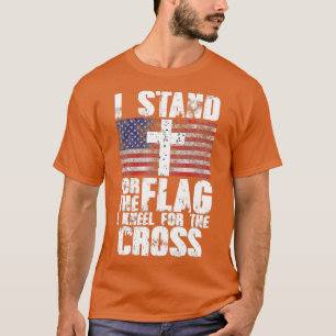 Camiseta Defiendo la bandera y me arrodillé por la cruz