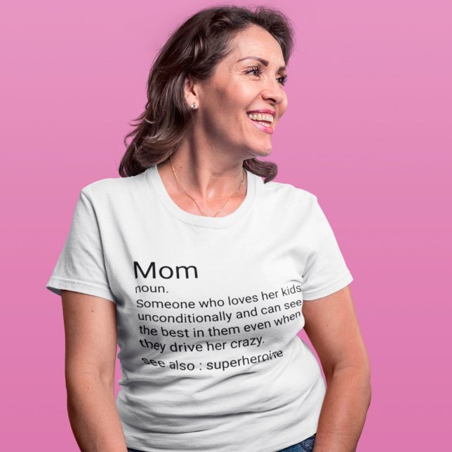 Camiseta Definición de mamá personalizado para el Día de la (Subido por el creador)