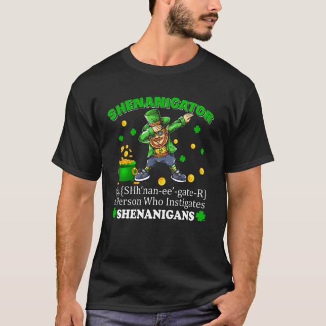 Camiseta Definición de Shenanigator Dabbing Leprechaun Happ (Anverso)