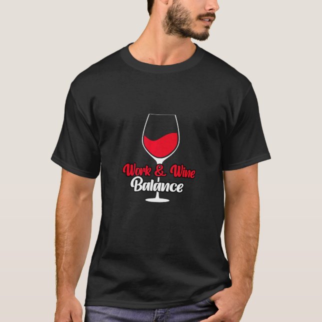 Camiseta Degustación de la bebida en balance de vino de tra (Anverso)