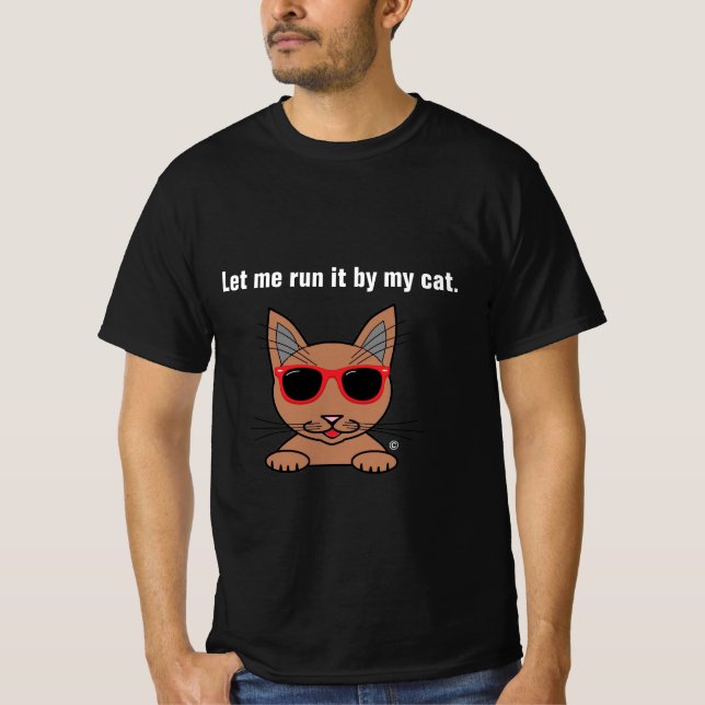 Camiseta Déjenme Correrlo Por Mi Gato Gracioso (Anverso)