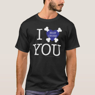 Camiseta del agolpamiento del hombre