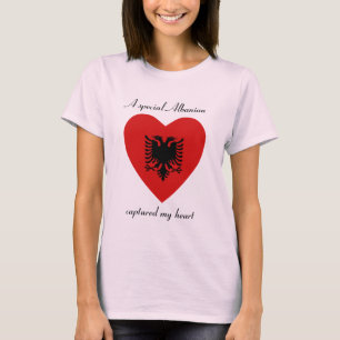 Camiseta del amor de la bandera de Albania