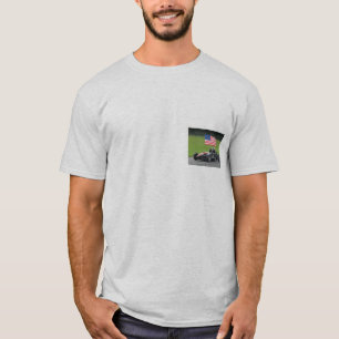 Camiseta del átomo de Ariel con la bandera