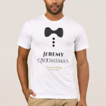 Camiseta del Boda de los zapatos negros de Fun Gro<br><div class="desc">Estas divertidas camisetas están diseñadas como favores o regalos para los bodas. La camiseta es blanca y tiene una imagen de una corbata de arco negro y tres botones. El texto dice Groomsman, y tiene un lugar para introducir el nombre del timonel, así como el nombre de la pareja boda...</div>