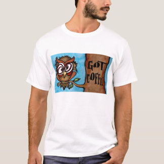Camiseta del búho del cuco