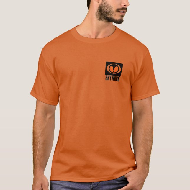 Camiseta del cazador del tornado de SKYWARN (Anverso)