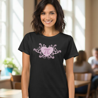 Camiseta del corazón con Pi rosa linda