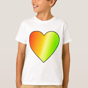 Camiseta del corazón del arcoiris infantil