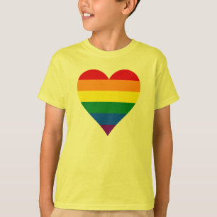 Camiseta del corazón del orgullo de LGBT
